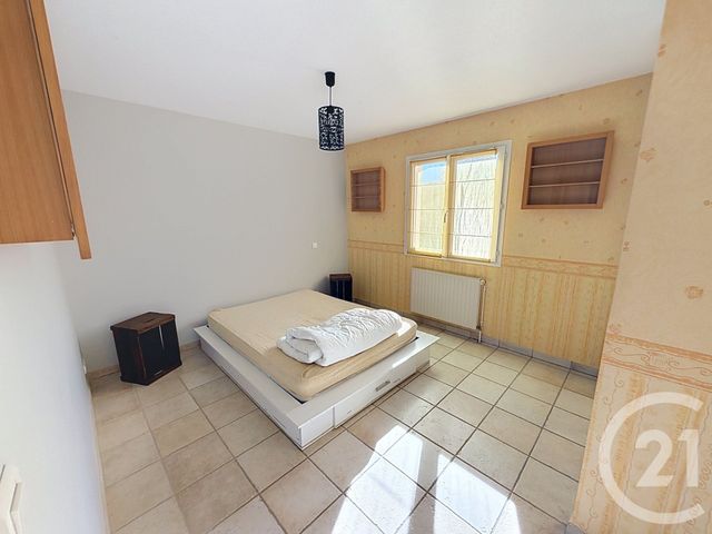 Maison &agrave; louer - 5 pi&egrave;ces - 128,65 m2 - Chambaron Sur Morge - 63 - AUVERGNE