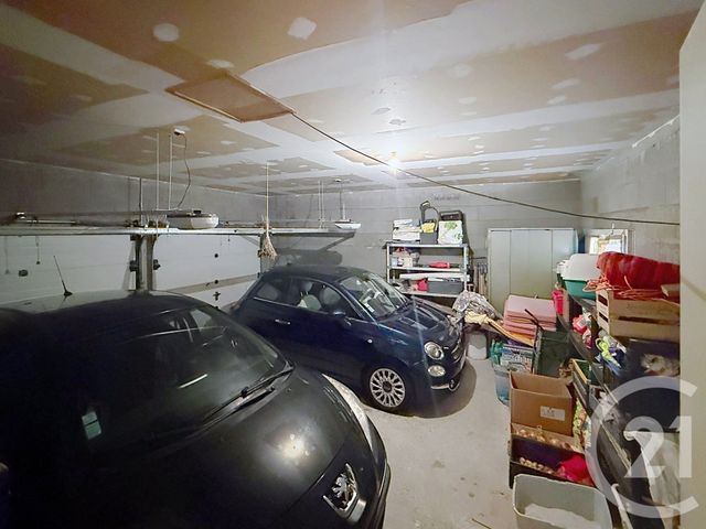 Maison &agrave; louer - 5 pi&egrave;ces - 128,65 m2 - Chambaron Sur Morge - 63 - AUVERGNE