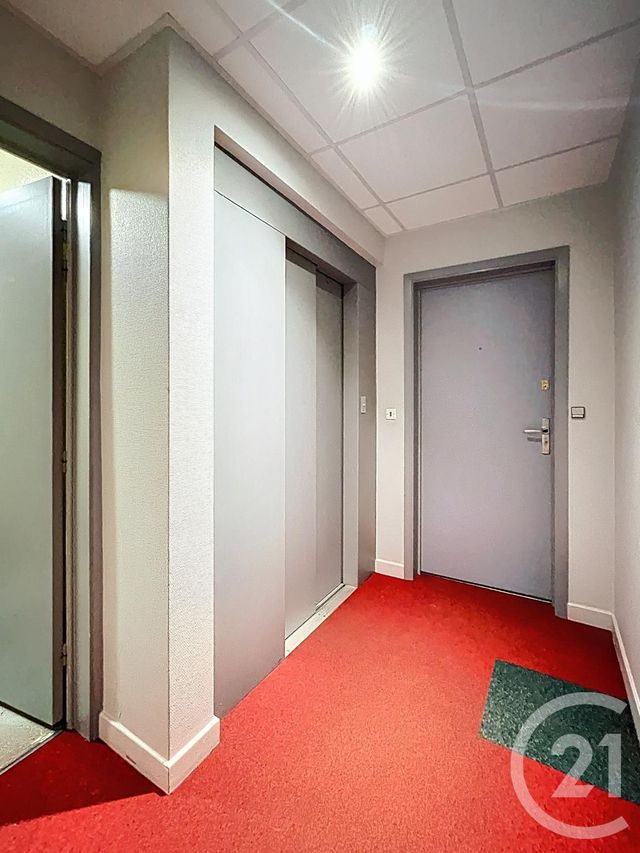 Appartement F4 &agrave; vendre - 4 pi&egrave;ces - 64,32 m2 - Riom - 63 - AUVERGNE