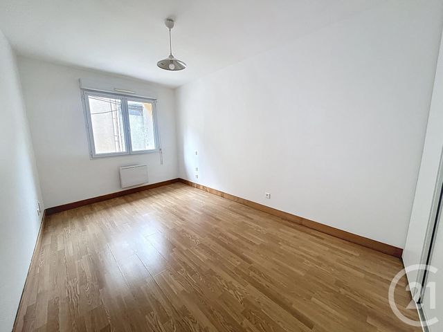 Appartement F3 &agrave; louer - 3 pi&egrave;ces - 65 m2 - Volvic - 63 - AUVERGNE