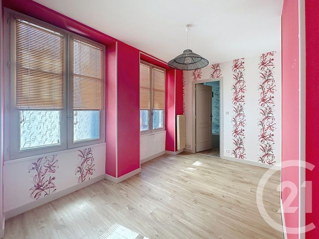 Appartement F3 &agrave; vendre - 3 pi&egrave;ces - 69,77 m2 - Riom - 63 - AUVERGNE