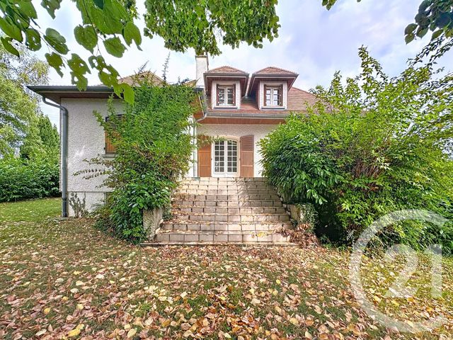 Maison à vendre - 8 pièces - 174 m2 - Orcines - 63 - AUVERGNE