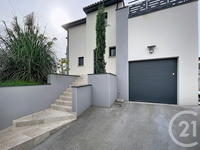 Maison à vendre - 6 pièces - 148 m2 - Mozac - 63 - AUVERGNE