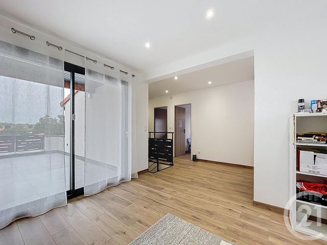 Maison à vendre - 6 pièces - 148 m2 - Mozac - 63 - AUVERGNE