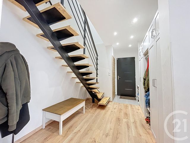 Maison à vendre - 6 pièces - 148 m2 - Mozac - 63 - AUVERGNE