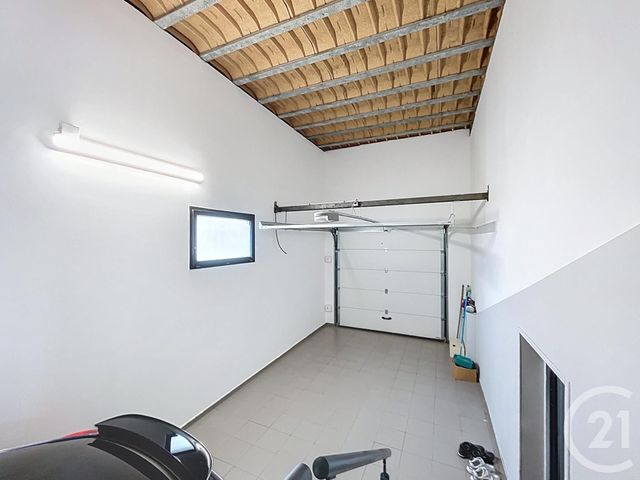 Maison à vendre - 6 pièces - 148 m2 - Mozac - 63 - AUVERGNE