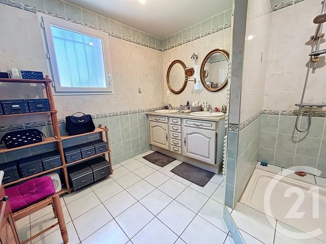 Maison &agrave; vendre - 5 pi&egrave;ces - 163,20 m2 - Combronde - 63 - AUVERGNE