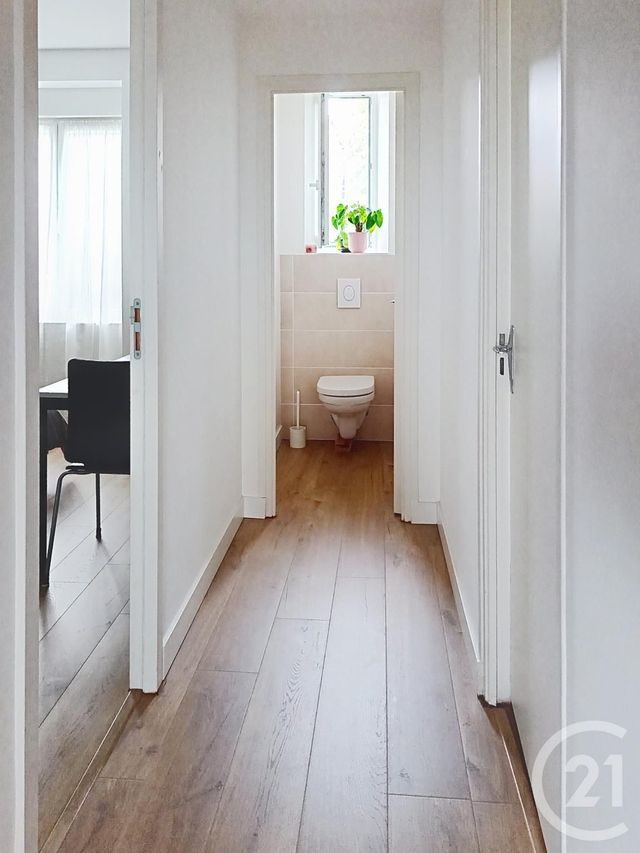 Appartement F3 à vendre - 4 pièces - 79,56 m2 - Chatel Guyon - 63 - AUVERGNE