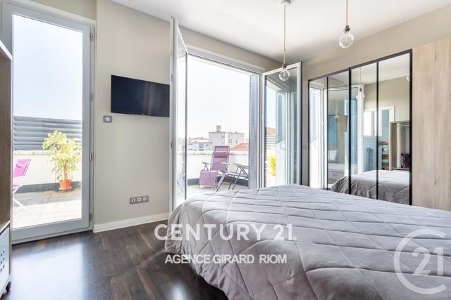 Maison à vendre - 8 pièces - 197 m2 - Riom - 63 - AUVERGNE