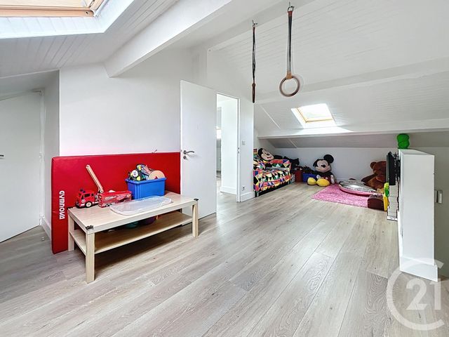 Maison à vendre - 6 pièces - 159,40 m2 - Mozac - 63 - AUVERGNE