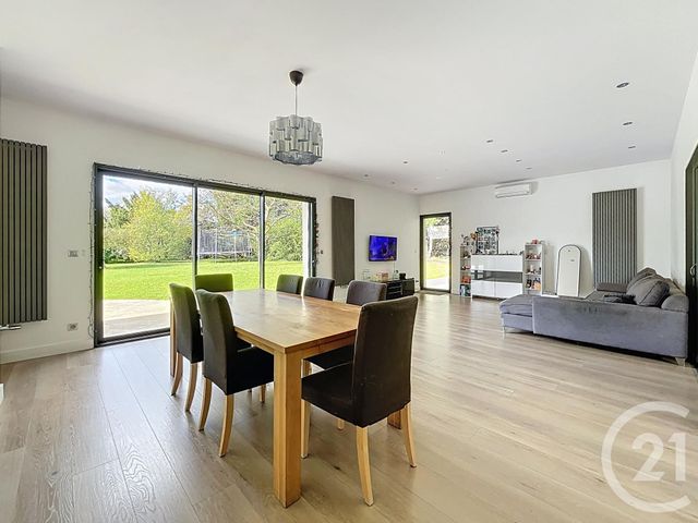 Maison à vendre - 6 pièces - 159,40 m2 - Mozac - 63 - AUVERGNE