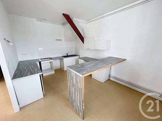 Appartement F4 &agrave; louer - 4 pi&egrave;ces - 94,96 m2 - Aigueperse - 63 - AUVERGNE