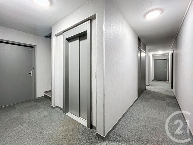 Appartement F2 &agrave; vendre - 3 pi&egrave;ces - 54,88 m2 - Chatel Guyon - 63 - AUVERGNE