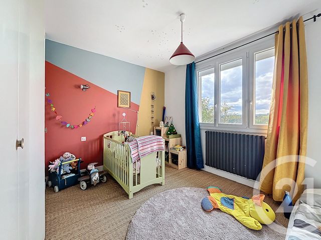 Maison à vendre - 6 pièces - 139,80 m2 - St Bonnet Pres Riom - 63 - AUVERGNE