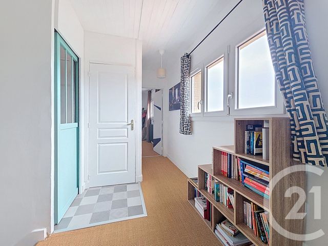 Maison &agrave; vendre - 6 pi&egrave;ces - 139,80 m2 - St Bonnet Pres Riom - 63 - AUVERGNE