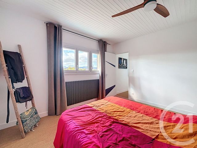 Maison à vendre - 6 pièces - 139,80 m2 - St Bonnet Pres Riom - 63 - AUVERGNE