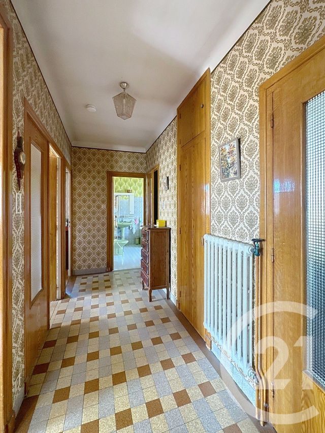 Maison &agrave; vendre - 7 pi&egrave;ces - 169 m2 - Riom - 63 - AUVERGNE