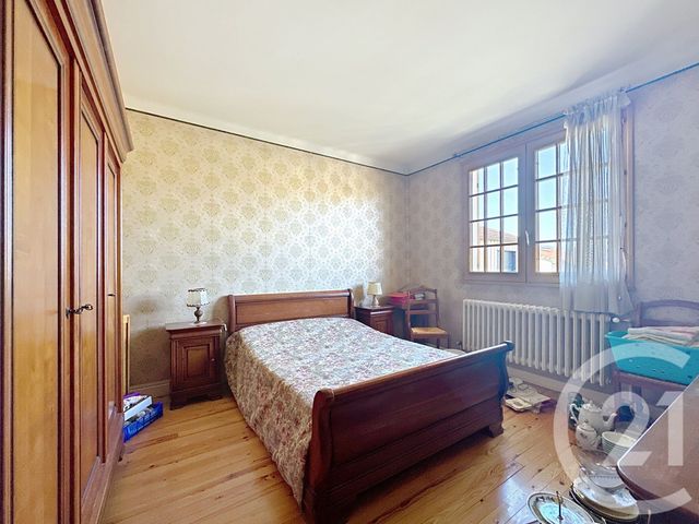 Maison &agrave; vendre - 7 pi&egrave;ces - 169 m2 - Riom - 63 - AUVERGNE