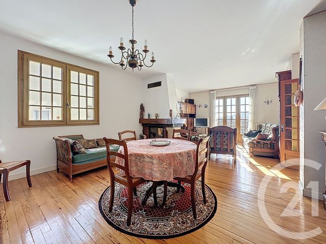 Maison &agrave; vendre - 7 pi&egrave;ces - 169 m2 - Riom - 63 - AUVERGNE