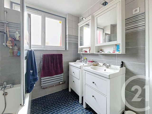 Maison &agrave; vendre - 10 pi&egrave;ces - 194 m2 - Riom - 63 - AUVERGNE