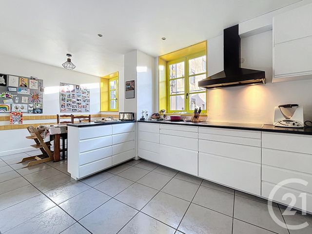 Maison à vendre - 6 pièces - 217,40 m2 - Riom - 63 - AUVERGNE