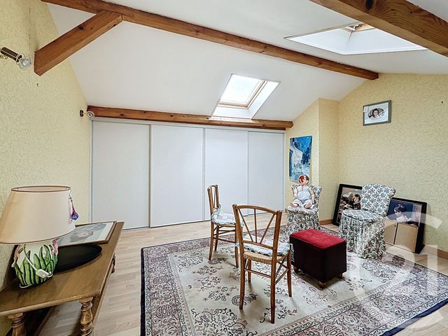 Maison &agrave; vendre - 6 pi&egrave;ces - 219 m2 - Mozac - 63 - AUVERGNE