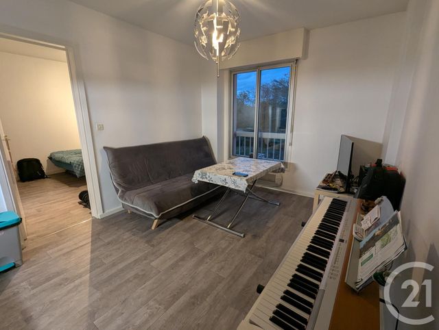 Appartement F2 à louer - 2 pièces - 27,30 m2 - Riom - 63 - AUVERGNE