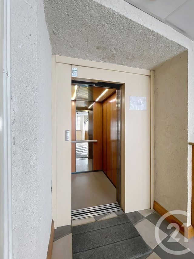 Maison &agrave; vendre - 8 pi&egrave;ces - 140 m2 - Riom - 63 - AUVERGNE