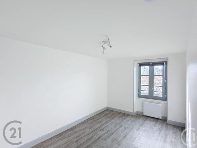 Appartement F1 à louer - 2 pièces - 28,82 m2 - Riom - 63 - AUVERGNE