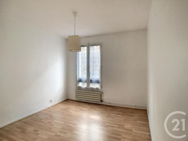 Appartement F2 à louer - 2 pièces - 64,61 m2 - Chamalieres - 63 - AUVERGNE
