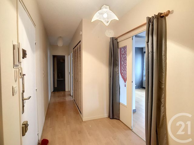 Appartement F2 à louer - 2 pièces - 64,61 m2 - Chamalieres - 63 - AUVERGNE