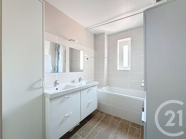 Maison &agrave; vendre - 5 pi&egrave;ces - 105,50 m2 - Riom - 63 - AUVERGNE