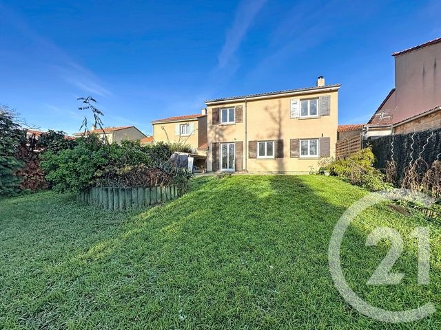 Maison &agrave; vendre - 5 pi&egrave;ces - 105,50 m2 - Riom - 63 - AUVERGNE