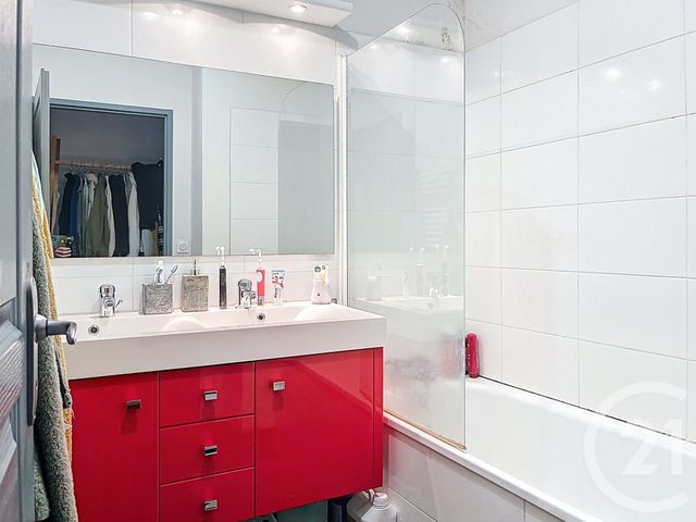 Appartement F3 &agrave; vendre - 3 pi&egrave;ces - 67,84 m2 - Riom - 63 - AUVERGNE