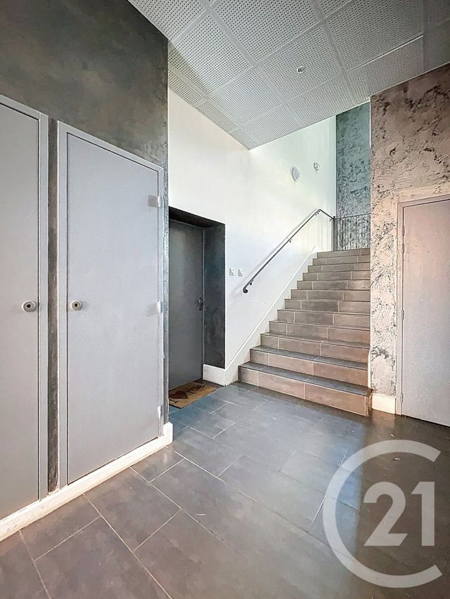 Appartement F3 &agrave; vendre - 3 pi&egrave;ces - 67,84 m2 - Riom - 63 - AUVERGNE