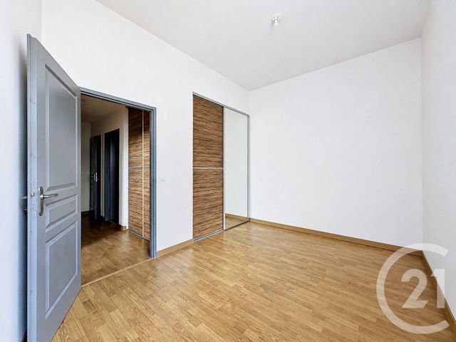 Appartement F3 &agrave; vendre - 3 pi&egrave;ces - 67,84 m2 - Riom - 63 - AUVERGNE