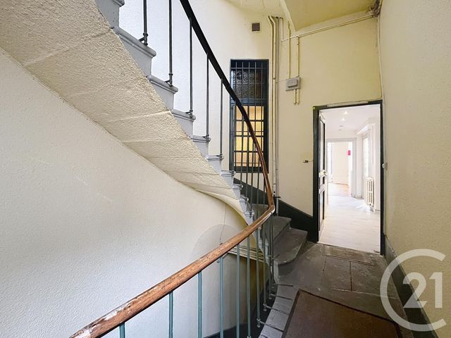 Appartement F3 &agrave; vendre - 3 pi&egrave;ces - 74,80 m2 - Riom - 63 - AUVERGNE