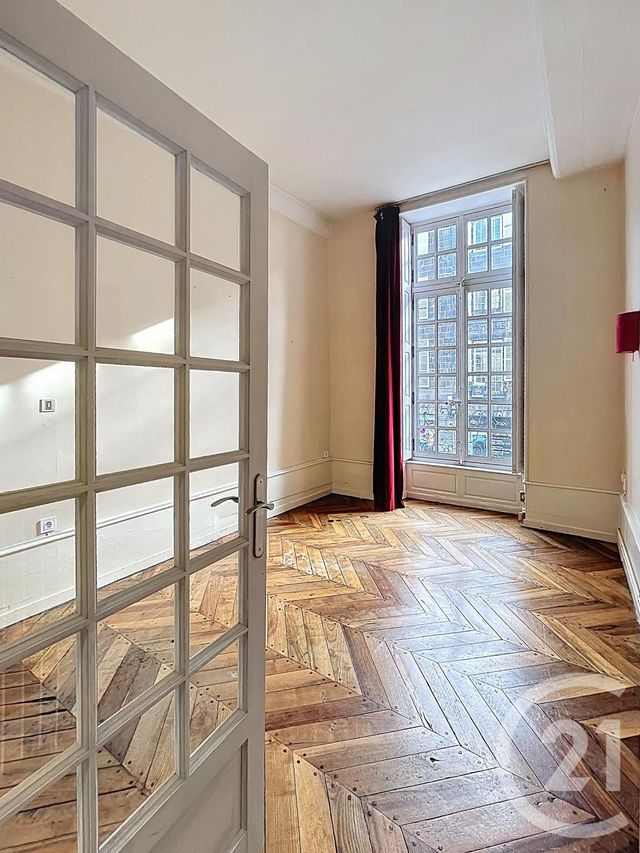 Appartement F3 &agrave; vendre - 3 pi&egrave;ces - 74,80 m2 - Riom - 63 - AUVERGNE