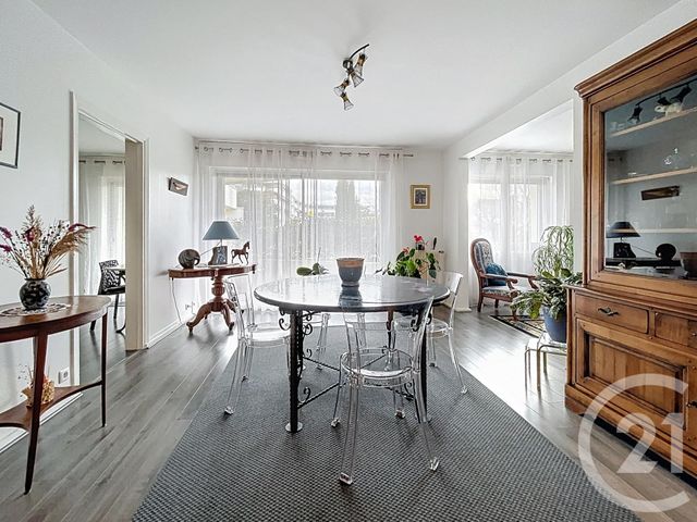 Appartement F3 &agrave; vendre - 5 pi&egrave;ces - 86 m2 - Riom - 63 - AUVERGNE