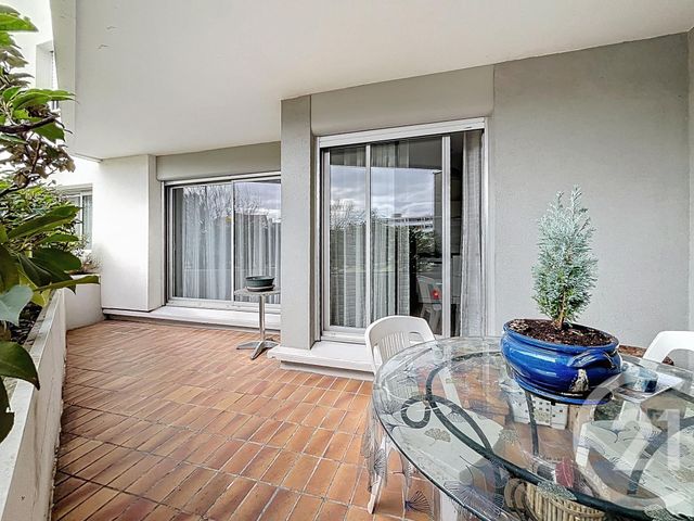 Appartement F3 &agrave; vendre - 5 pi&egrave;ces - 86 m2 - Riom - 63 - AUVERGNE