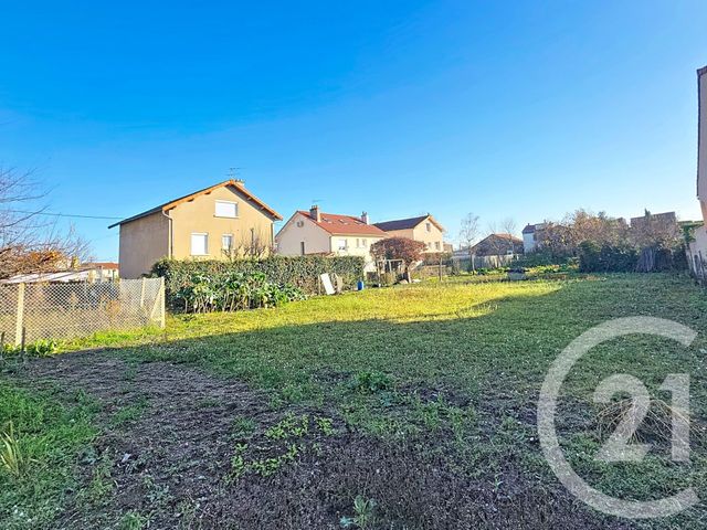 Terrain &agrave; vendre - 800 m2 - Riom - 63 - AUVERGNE
