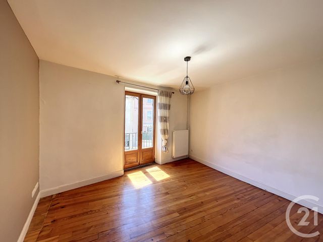 Maison à louer - 3 pièces - 77,21 m2 - Volvic - 63 - AUVERGNE