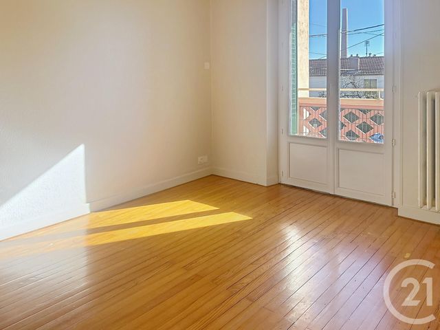 Appartement F3 &agrave; louer - 3 pi&egrave;ces - 66,35 m2 - Clermont Ferrand - 63 - AUVERGNE