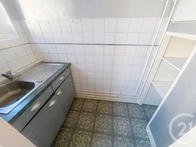 Appartement F3 &agrave; louer - 3 pi&egrave;ces - 66,35 m2 - Clermont Ferrand - 63 - AUVERGNE