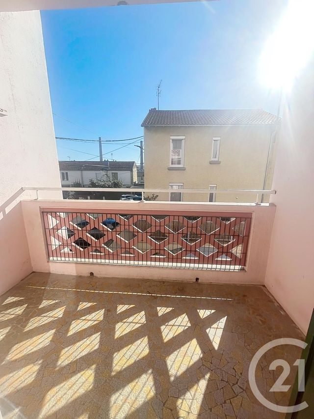 Appartement F3 &agrave; louer - 3 pi&egrave;ces - 66,35 m2 - Clermont Ferrand - 63 - AUVERGNE