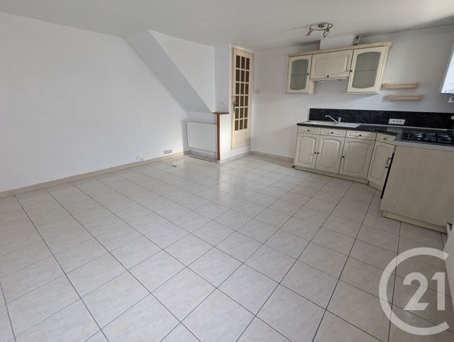 Maison &agrave; louer - 3 pi&egrave;ces - 65,95 m2 - Riom - 63 - AUVERGNE