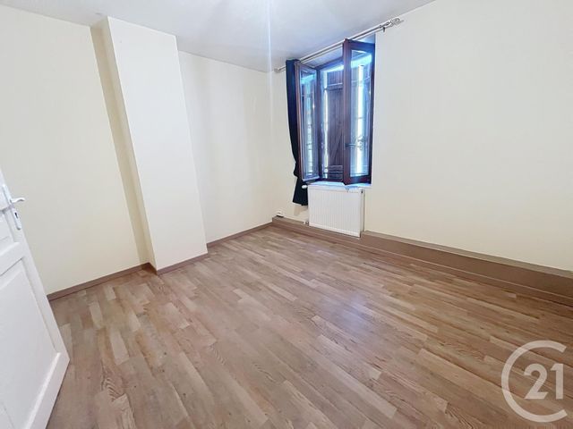 Maison &agrave; louer - 3 pi&egrave;ces - 66 m2 - Riom - 63 - AUVERGNE