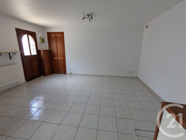 Maison &agrave; louer - 3 pi&egrave;ces - 65,95 m2 - Riom - 63 - AUVERGNE