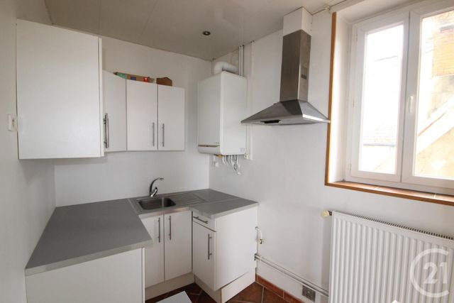 Appartement F1 &agrave; louer - 1 pi&egrave;ce - 42,45 m2 - Chatelguyon - 63 - AUVERGNE