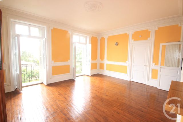 Appartement F1 &agrave; louer - 1 pi&egrave;ce - 42,45 m2 - Chatelguyon - 63 - AUVERGNE